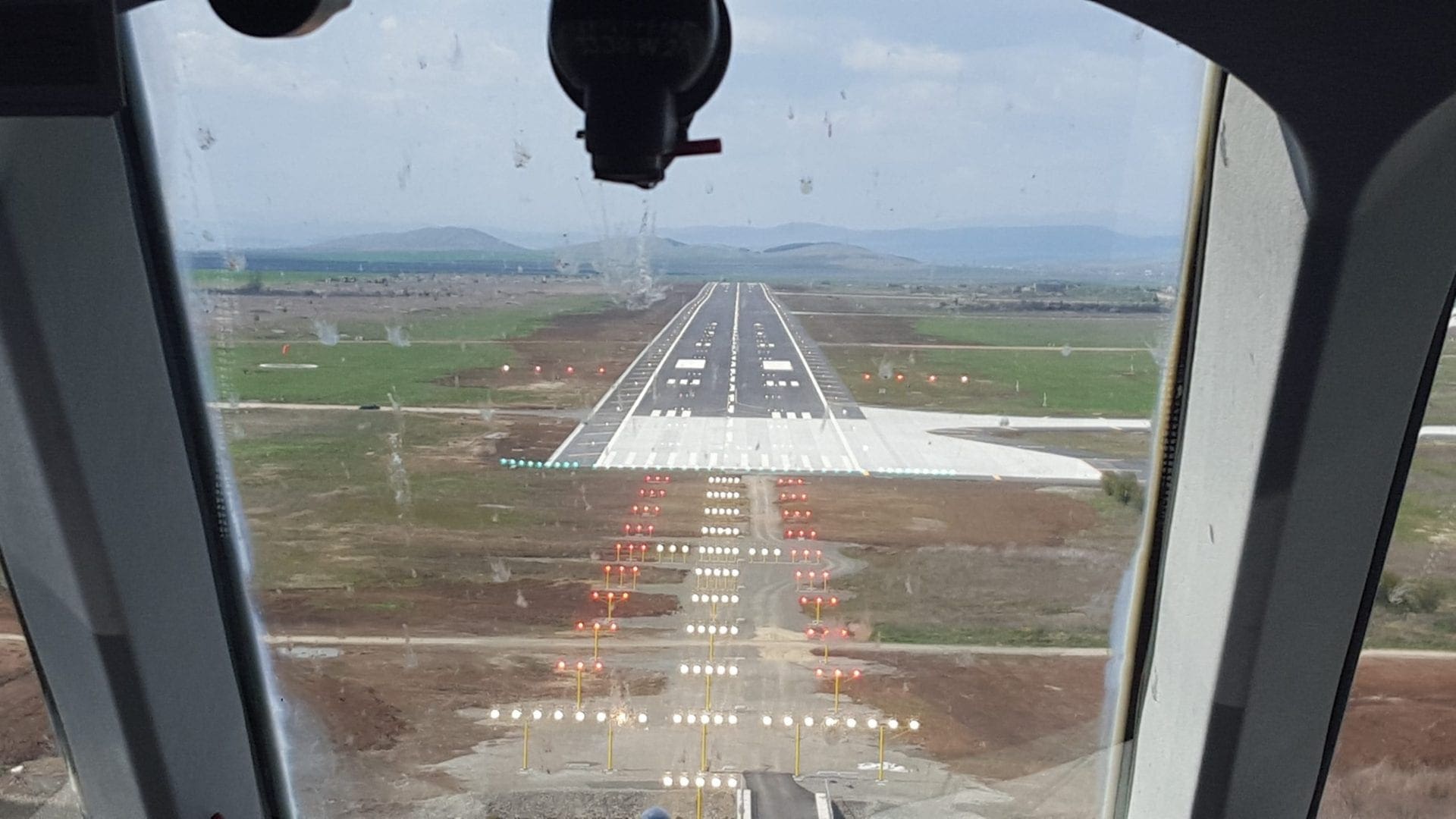 Sunny Beach Approach Masts - Pollite - FAA & ICAO Approved